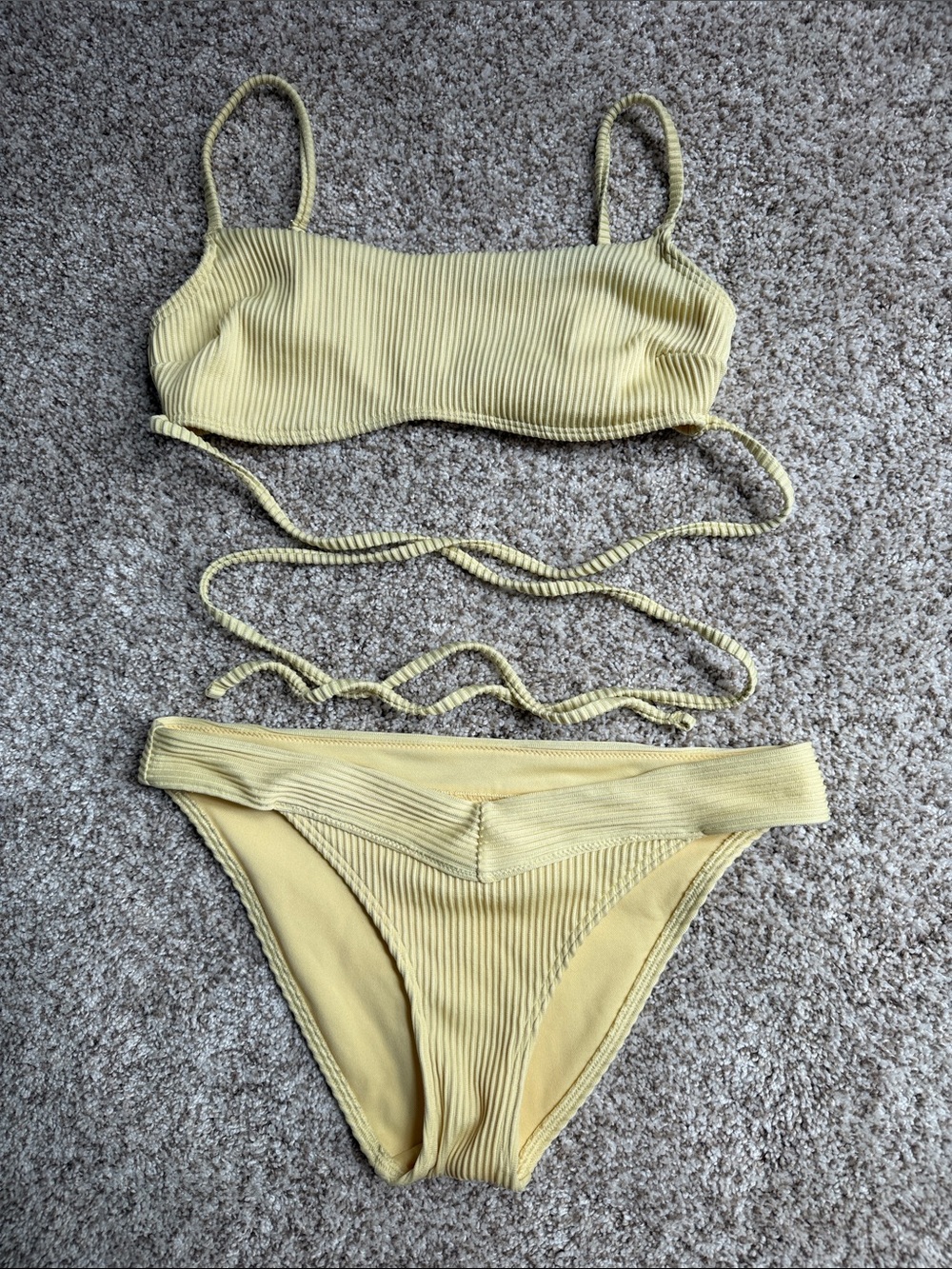 HOLLISTER Yellow Ribbed Strappy Bikini Set